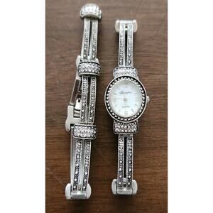 silver-tone Lexington women's quartz watch W/ crystal-accented bezel Bracelet